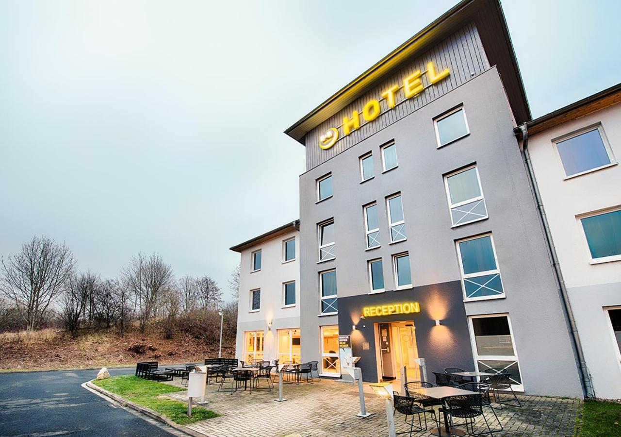 B&B Hotel Kassel-Sud Екстериор снимка